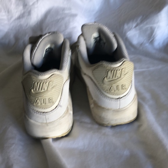 Nike Air Max White Sneakers 5.5 - Picture 6 of 7